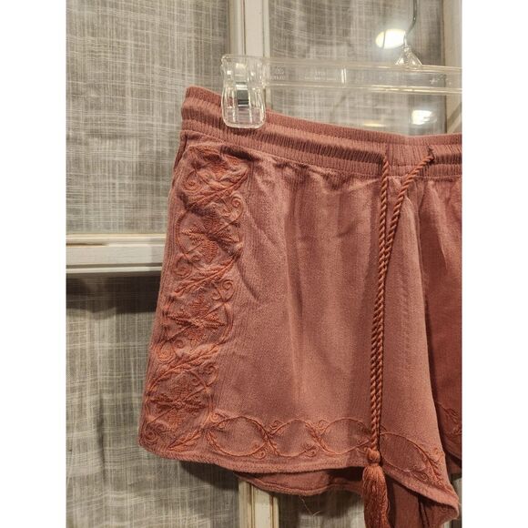 Love Tree Pull On Shorts Women's Size Small‎ - Picture 2 of 4